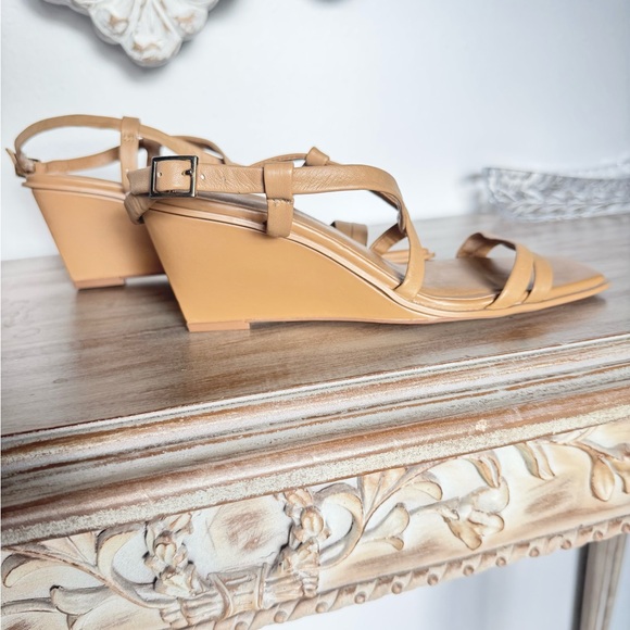 Strapy Neutral Wedge Shoes 8M - Picture 3 of 10